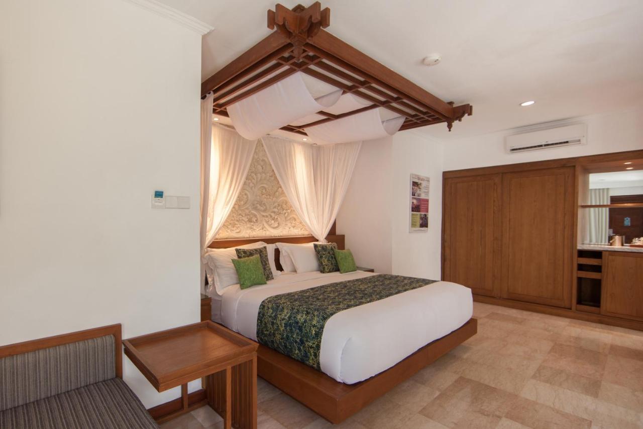 Legian Beach Villas Exterior photo